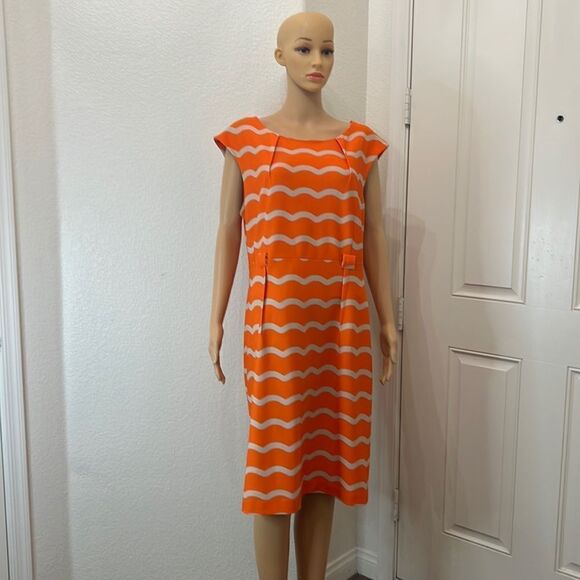 LLE New York Dress Sz 16 Scoop Neck Sleeveless Orange Beige Diagonal Stripe Midi - Picture 1 of 9
